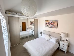 Photo 16- click for photo gallery